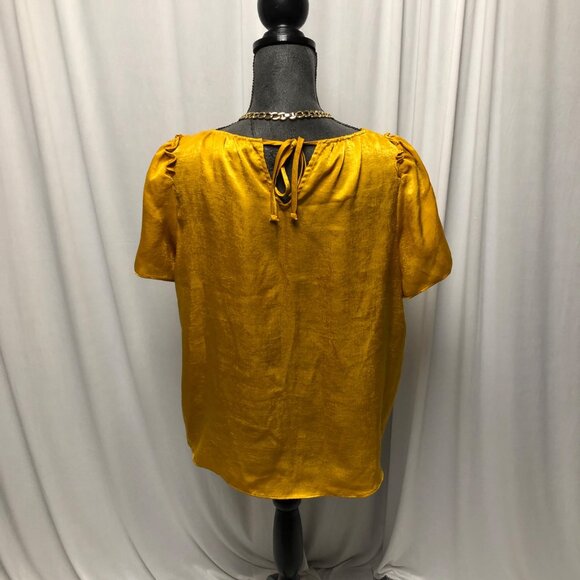 Lauren Conrad Blouse Womens Size Small Golden Yellow Satin Short Sleeve Top - Picture 4 of 6
